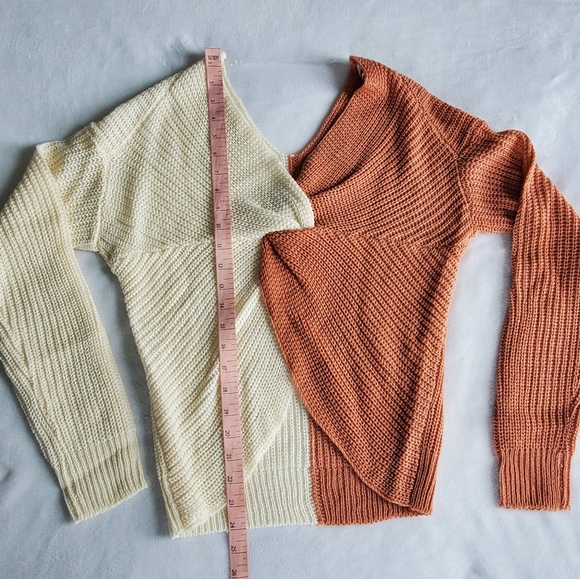 Twist Front Color Block Reversable Knit Sweater - Picture 11 of 12